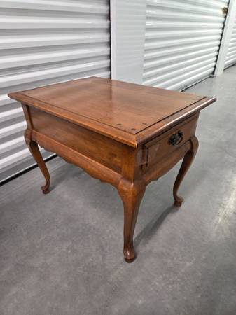 End table 1