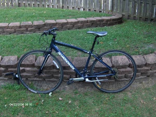 Bicycle Diamond Back Insight Hybrid 26"  New Tubes  Good Condition 1