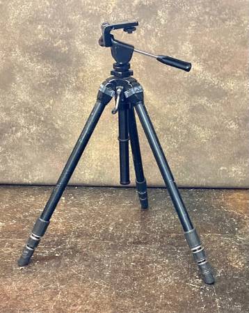 Slik Professional 4 Tripod - photo/video - by owner - electronics 
