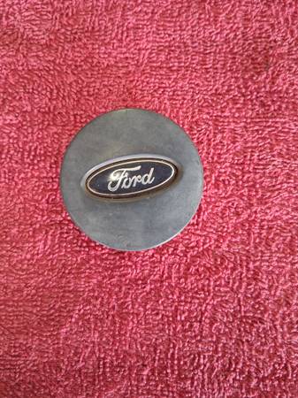 Ford Escape Center Cap 1