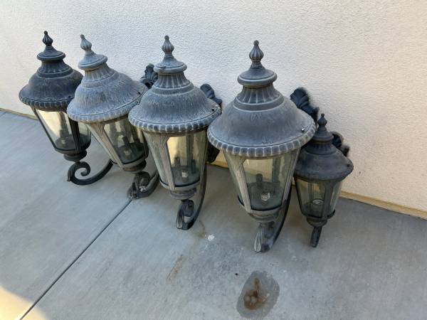 Ouside House Lights 1