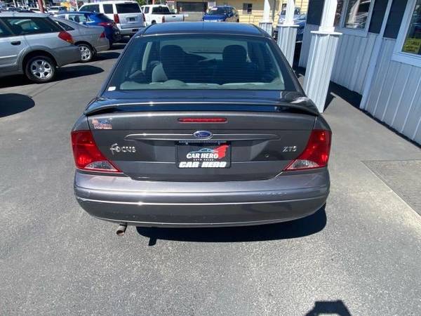 2004 Ford Focus ZTS Sedan 4D - $3,995 (_Ford_ _Focus_ _Sedan_)63484809534721123
