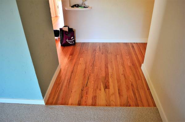 Lovely Large Suite - Jubilee Hospital / Oak Bay Border ! 5