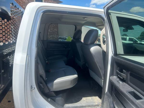 2016 RAM 5500 6.7L - Photo 11