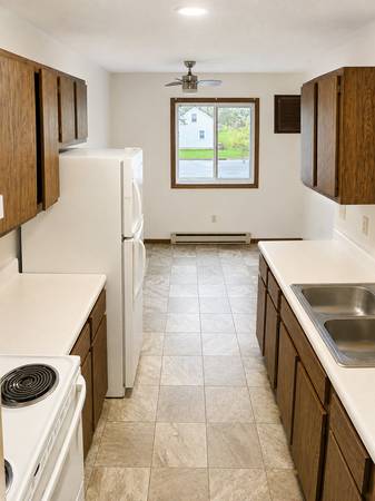 Maple Leaf Manor Pet Friendly 2-Bedroom Apartments Available! 1