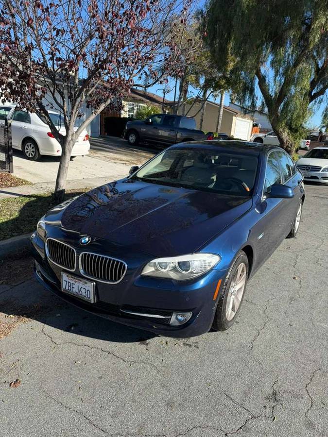 2013 BMW 5 Series 528i