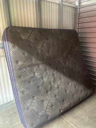 Reversible king mattress and box springs 1