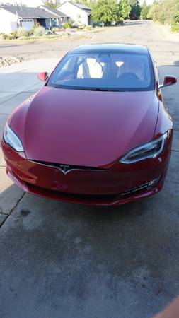 2019 Tesla Model S Long Range low miles - $30,90063619264996099122