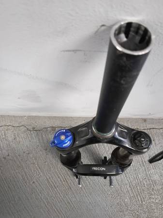 Rock Shock Fork, like new 1