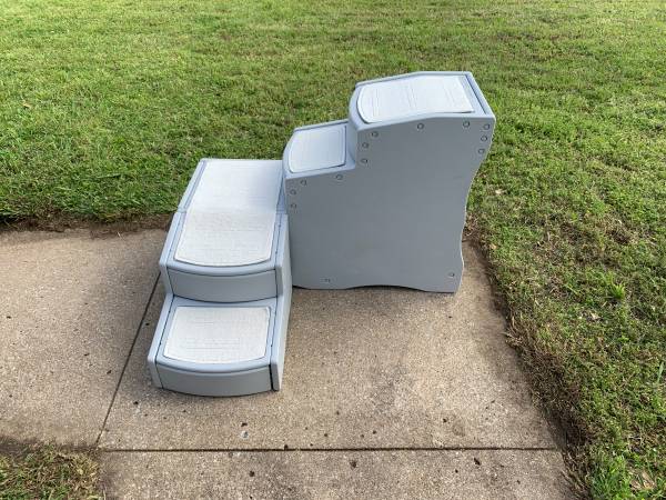 Pet Stairs 1
