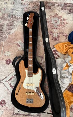 cool Warmoth parts j-bass with case - musical instruments - by