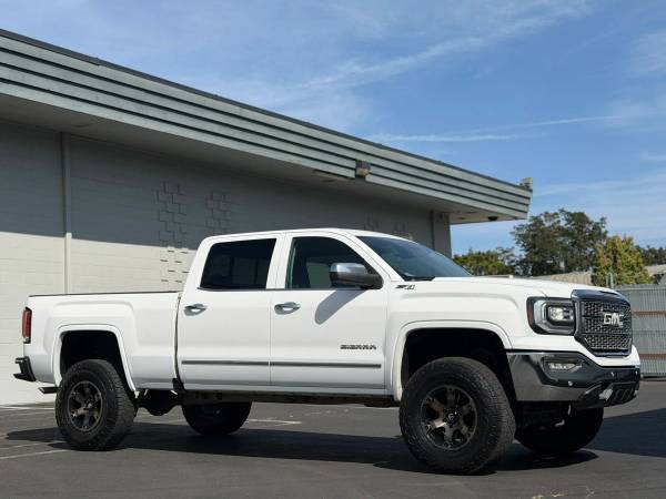 2017 GMC Sierra 1500 Crew - Photo 4