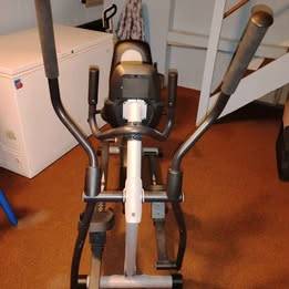 Pro Form Elliptical Trainer 1
