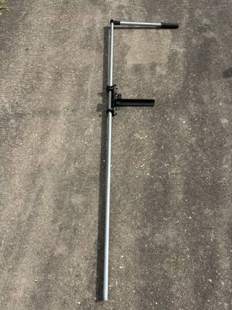 Live Scope Mounting Bracket & Pole 1