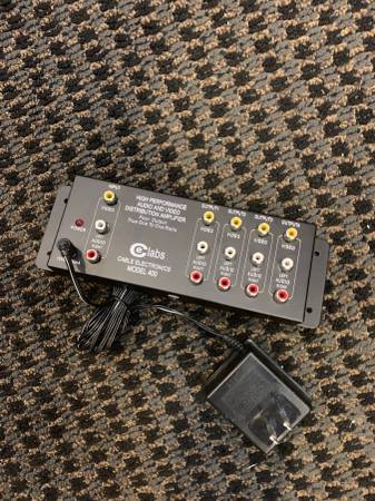 High performance audio and video amplifier 1