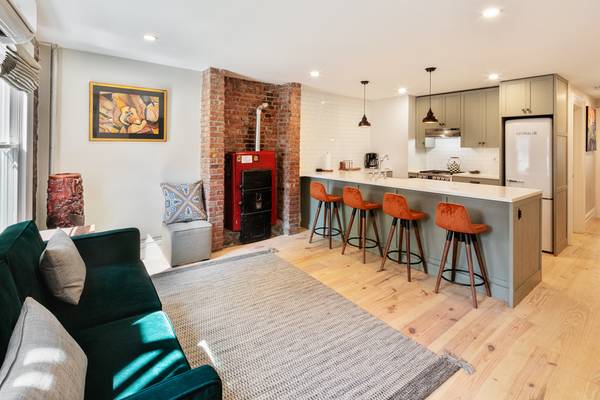 $195 / 2br - 900ft2 - Avail Nov-Early Dec Thanksgiving Designer 2 bedroom near Prospect Park (Park Slope)63788808373377121