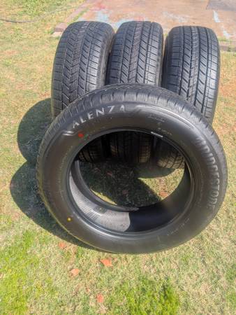 New 235/60/19 Bridgestone alenza tires 1