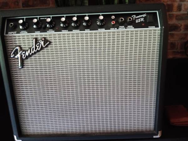 Fender Amp model-Frontman 25R 1