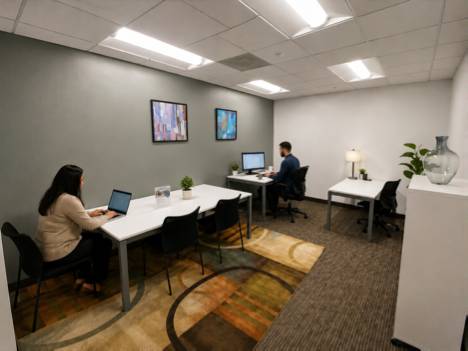 📈 Scale Up: Budget Friendly Private Offices 🌆 $321 - $388 1