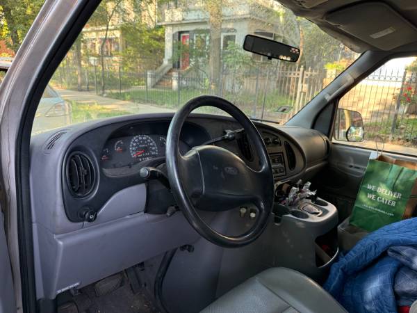 2002 Ford E150 - great - Photo 8