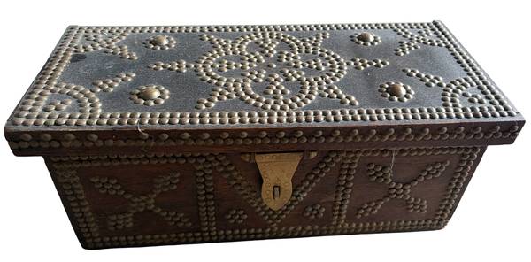Vintage Storage Box made of Natural Wood and Metal (Brass) 1