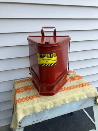 Oily Waste Can, Eagle Brand 1