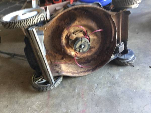 SELF PROPELLED STRING MOWER 1