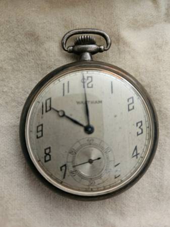 Vintage Waltham pocket watch 1800s 1