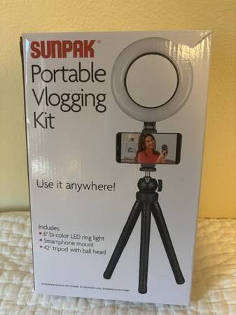 Sunpak Protable Vlogging Kit 1