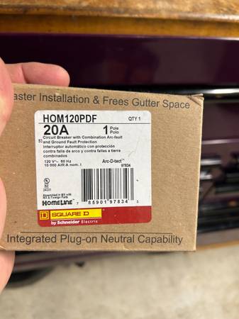 Square D, Homeline 20amp Break 1
