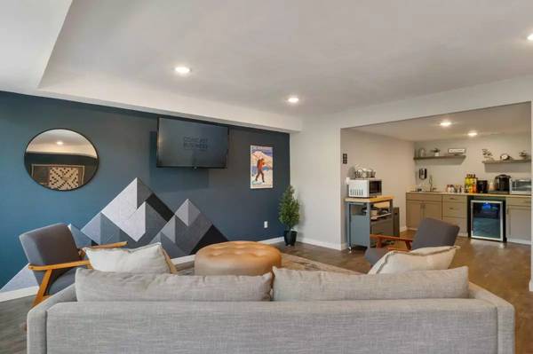 $1,893 / 2br - 950ft2 - Convenient kitchen appliances and in sink disposal (Wenatchee)63896734156803124