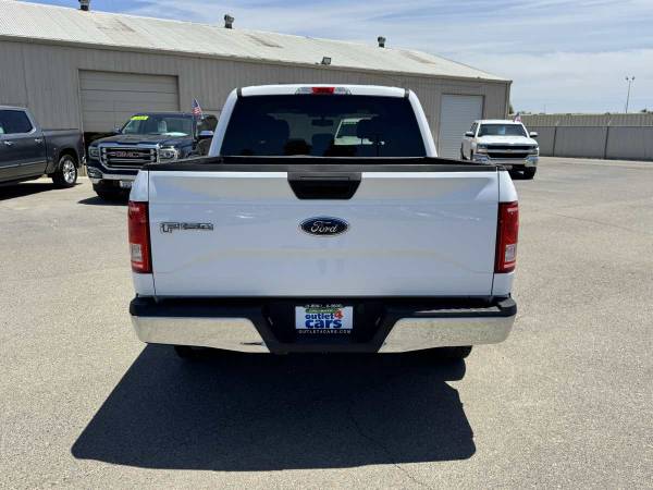 2015 Ford F150 XLT pickup - Photo 8