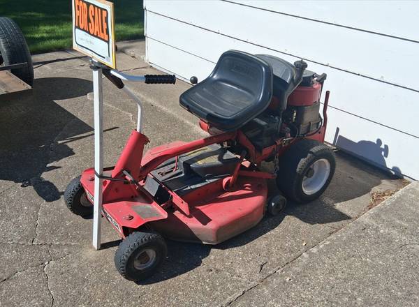 Snapper riding Mower 1