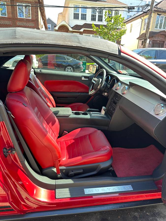 2006 Ford Mustang Premium Convertible