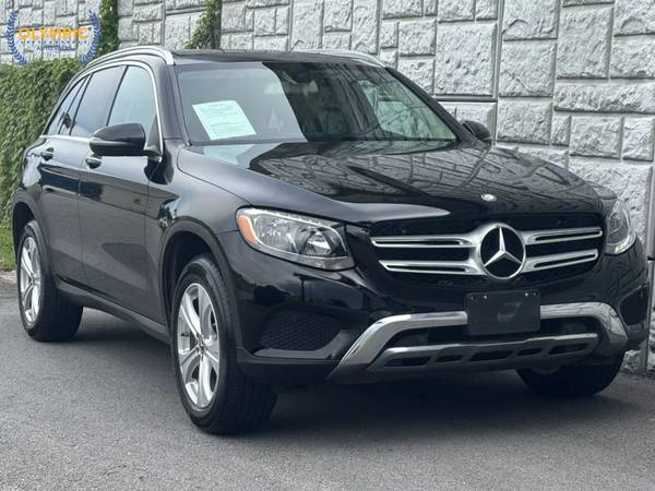 2017 Mercedes-Benz GLC - ¡Cómpralo aquí, paga aquí! Disponible - $17,250 (Atlanta)63620318736769122