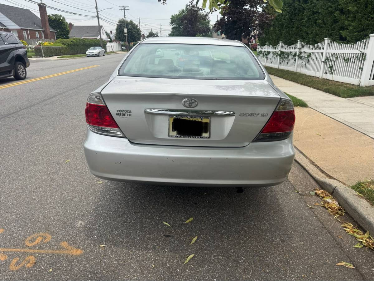 2005 Toyota Camry 105k miles