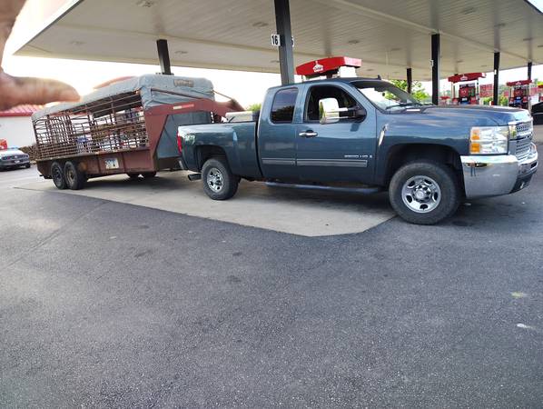 20ft gooseneck livestock trailer 1