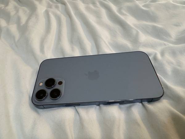 iPhone 13 Pro Max 256GB UNLOCKED - cell phones - by owner