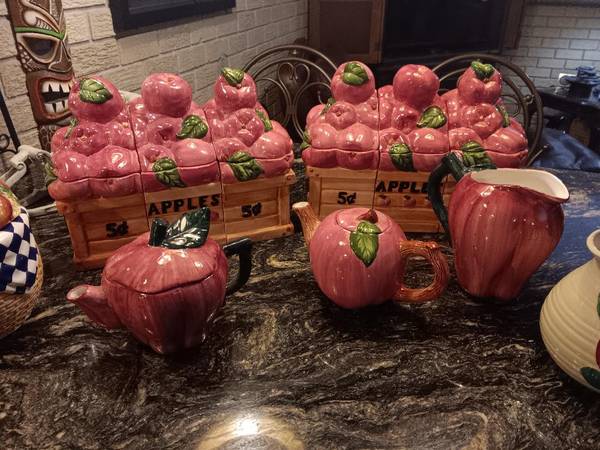 Apple Canister Sets 1