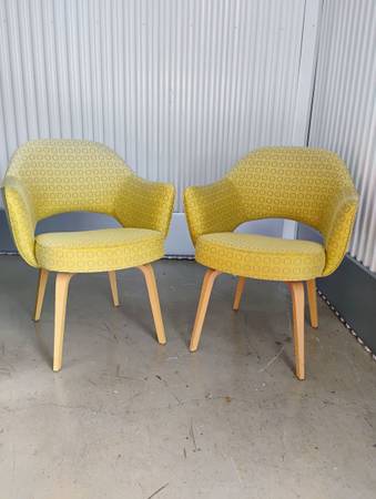 Knoll Eero Saarinen Executive Armchair Yellow Fabric $450 Each 1