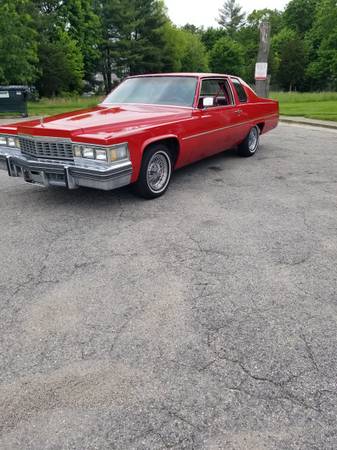 1977 Cadillac Coupe Deville 2dr ...93k millas conductor diario - $7,500 (Pembroke)63615473238657122