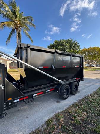 Maxx D roll off dump trailer 20yrd can 1
