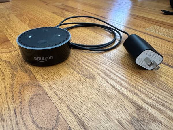 Amazon Echo Dot 2nd Gen Smart Speaker with Alexa - Black. Perf 1