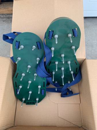 Grass Nail Shoes Plastic Buckle Scarrier Spikes Grassplot Garden Aerator Sandsto 1
