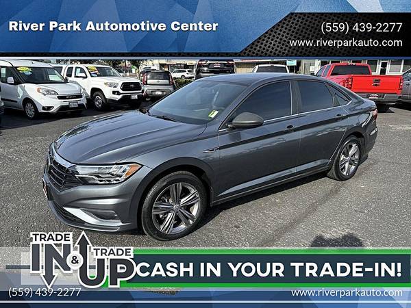 2019 Volkswagen Jetta R Line 4dr Sedan 1