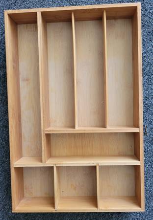 One silverware wood tray. 1