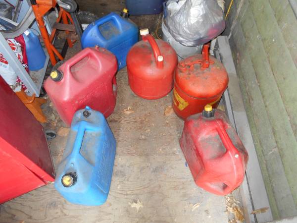 Gas cans 1