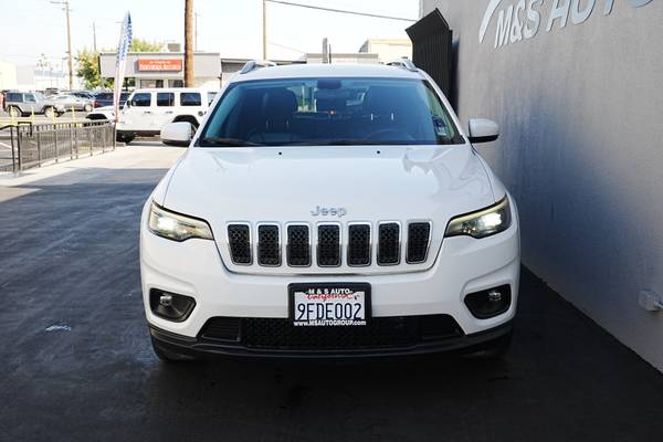 2020 Jeep Cherokee Latitude photo 2