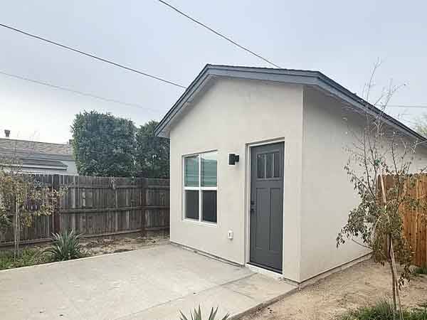 $600 / 1br - 550ft2 - ¡Casa de huéspedes completamente nueva! (Phoenix, AZ)64024826177537120