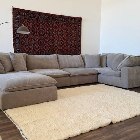 Sereen Costco Modular Sectional - Delivery Available 1